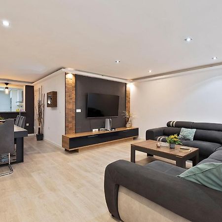 Luxury Apartment City Centre Grenada Zewnętrze zdjęcie