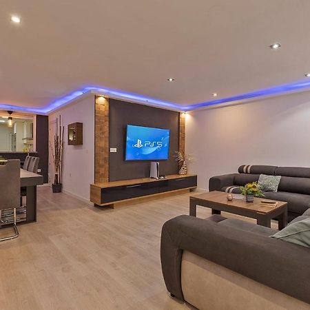 Luxury Apartment City Centre Grenada Zewnętrze zdjęcie