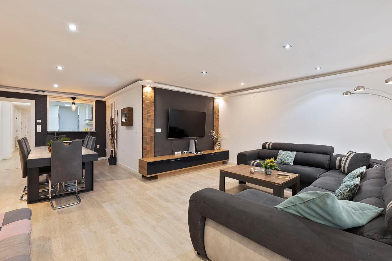 Luxury Apartment City Centre Grenada Zewnętrze zdjęcie