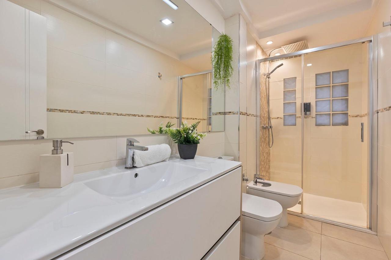 Luxury Apartment City Centre Grenada Zewnętrze zdjęcie